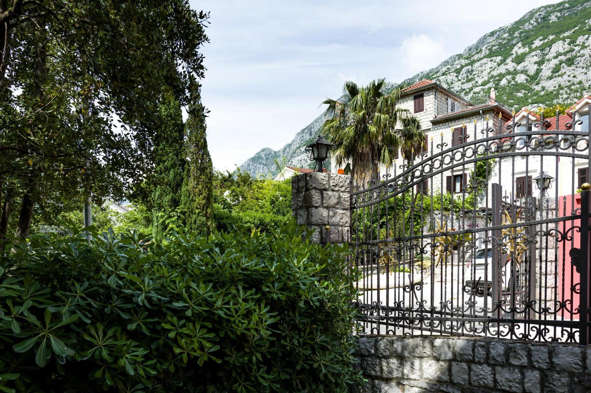 Apartmán Andrea Lux Kotor Exteriér fotografie